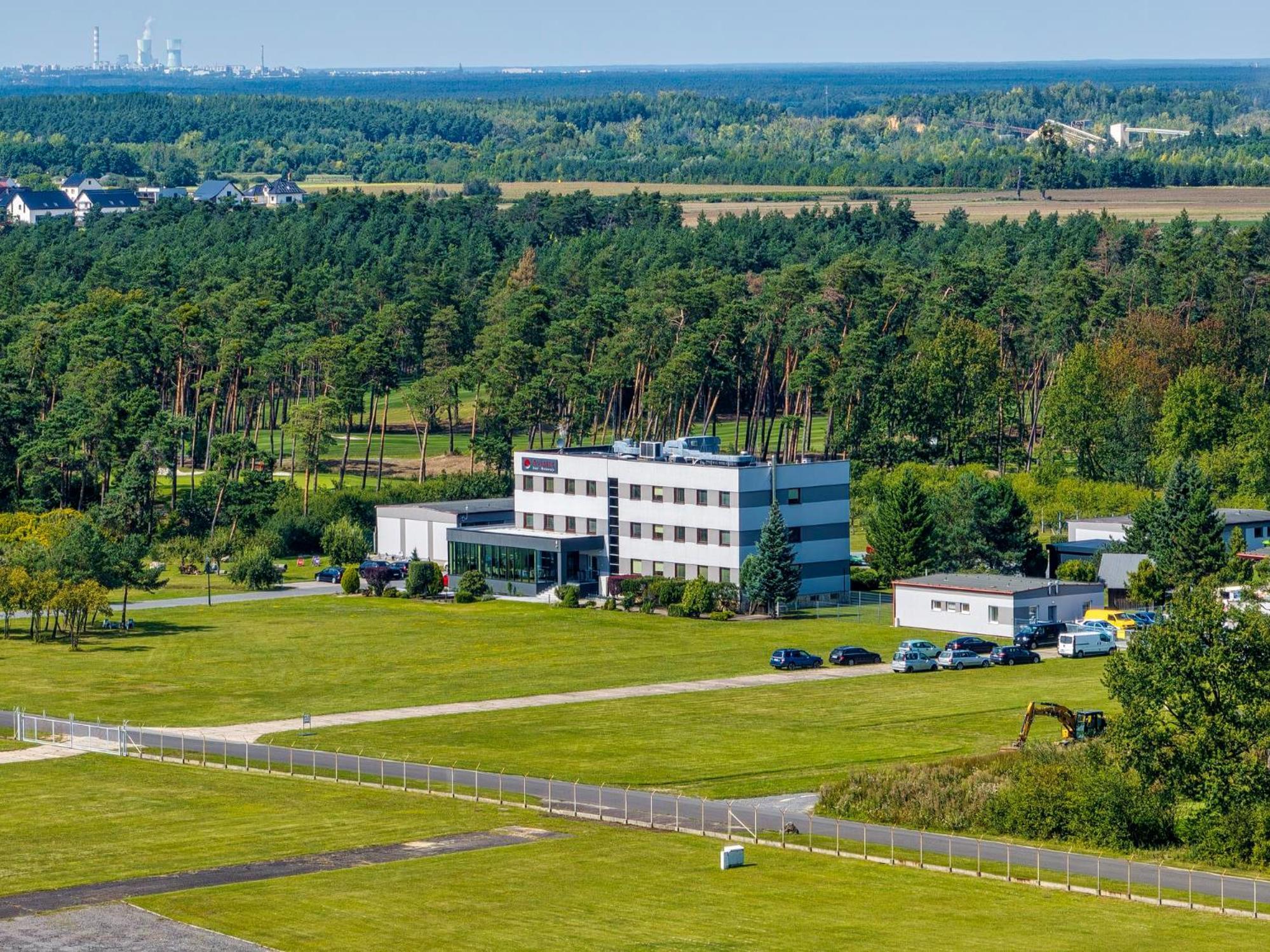 Hotel Aviator Kamien Slaski Exterior photo